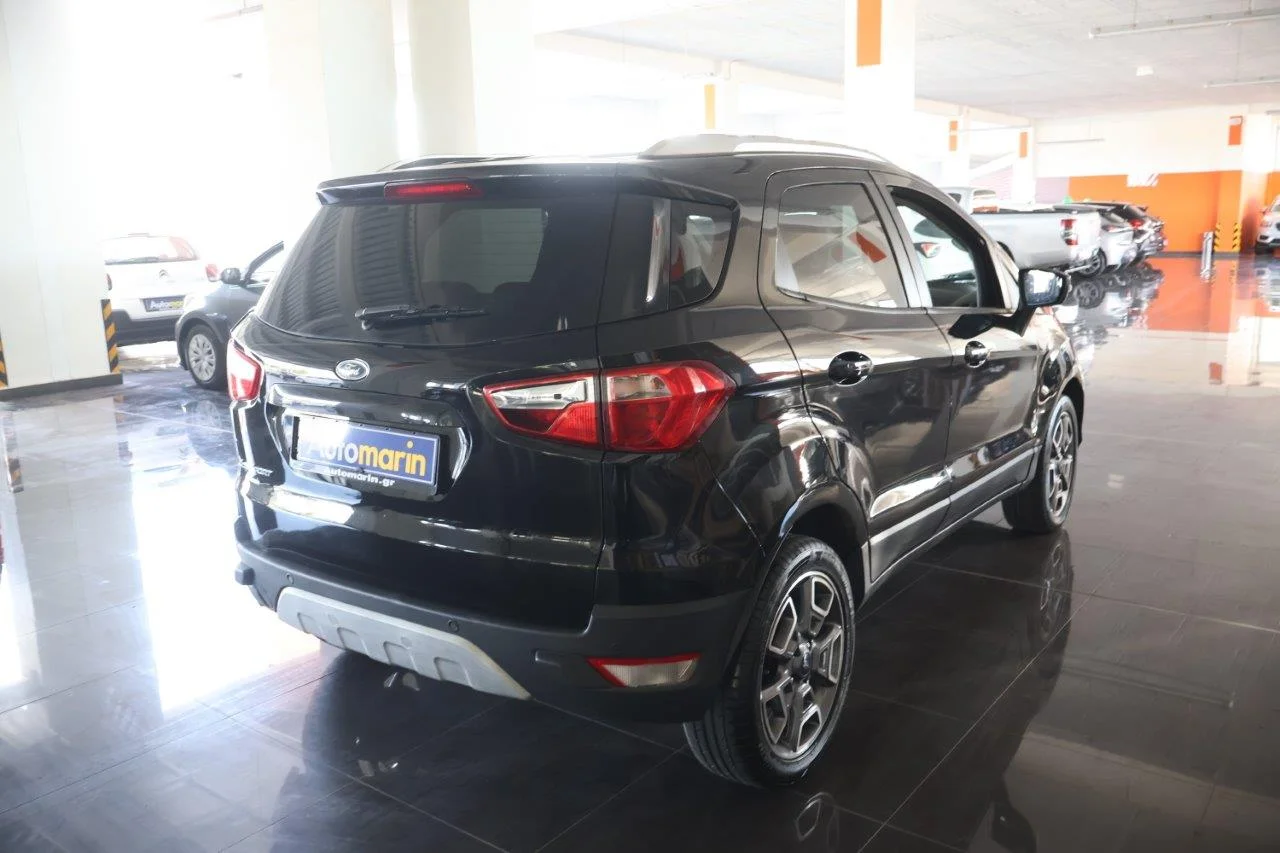 View 5 - Ford EcoSport - 2016