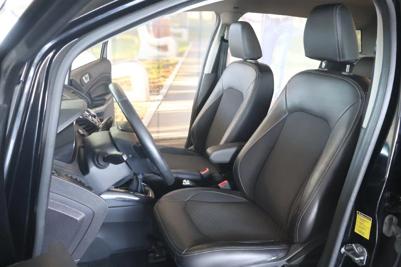Ford EcoSport - View model 31