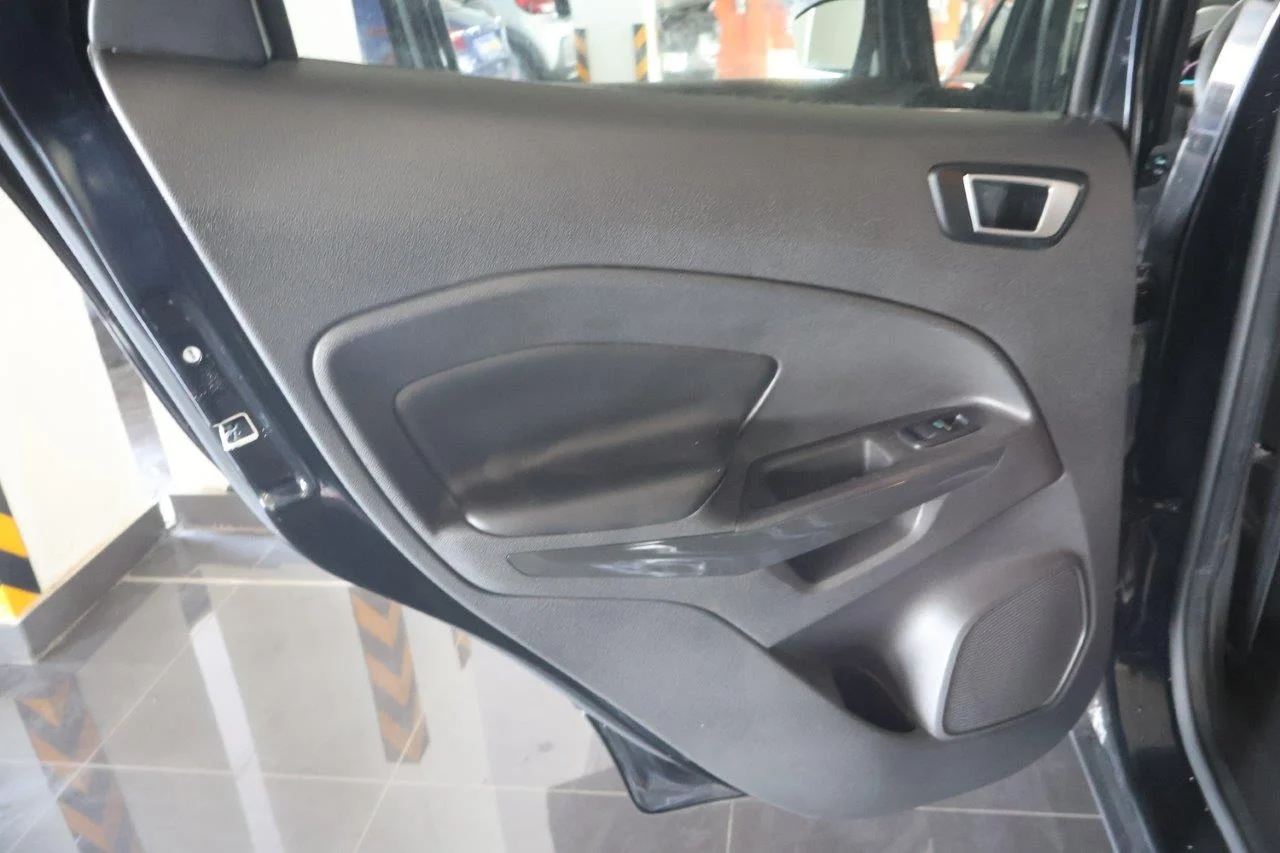 Ford EcoSport - View model 33