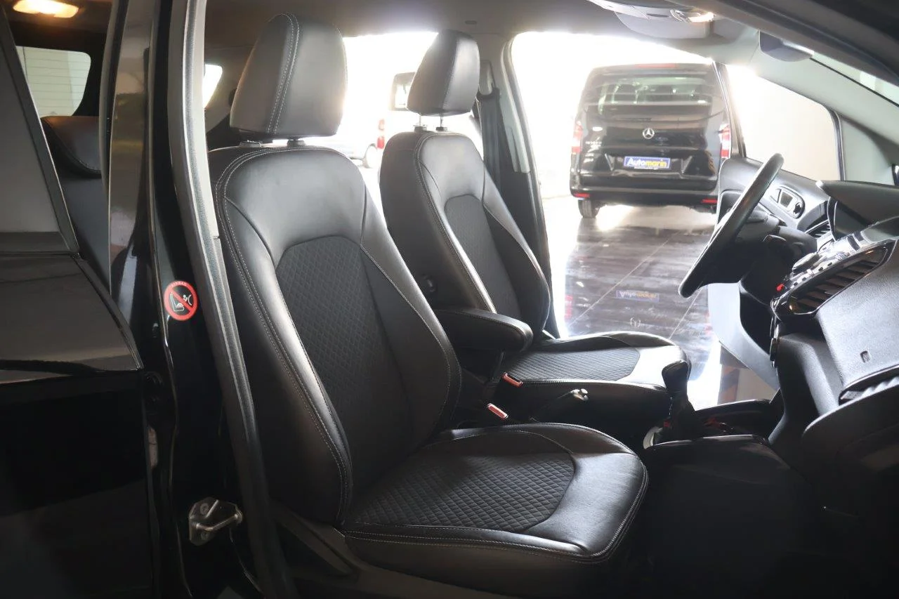 Ford EcoSport - View model 37