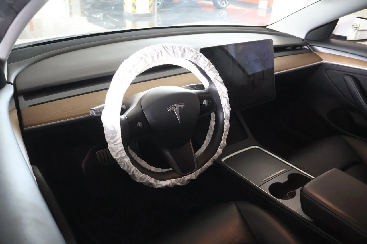 Tesla Model 3 - View model 46