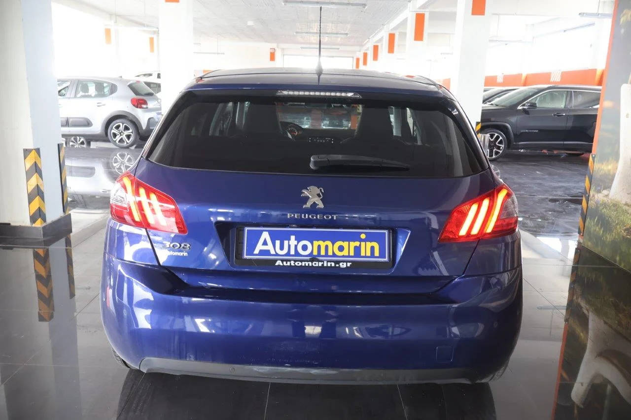 Peugeot 308 - View model 5