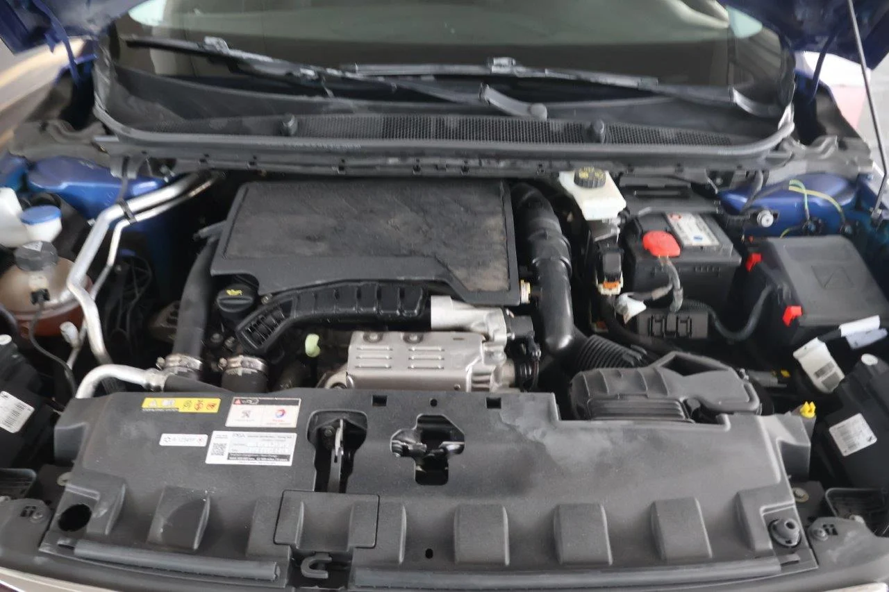 Peugeot 308 - View model 44