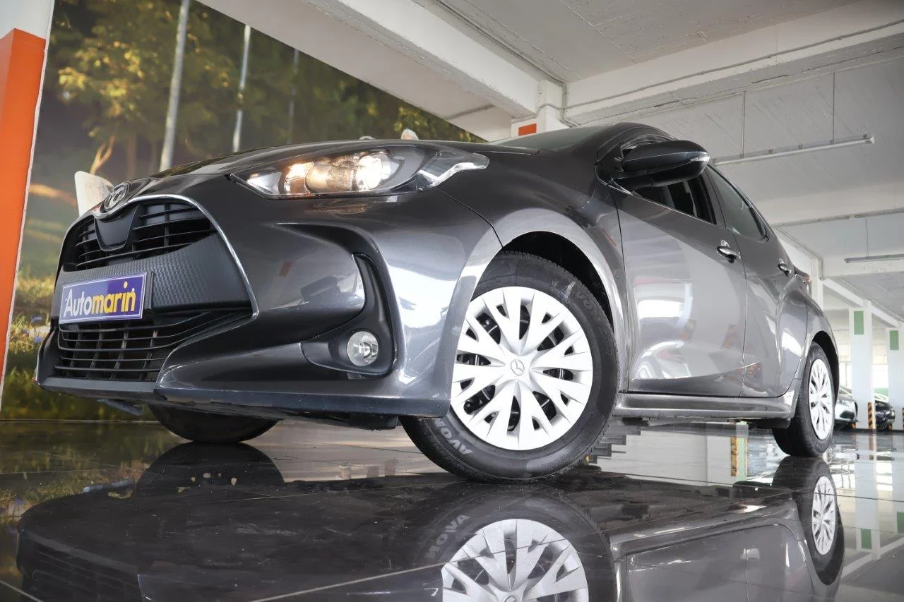 View 2 - Mazda 2 - 2023