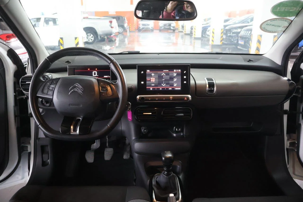 Citroen C4 Cactus - View model 18