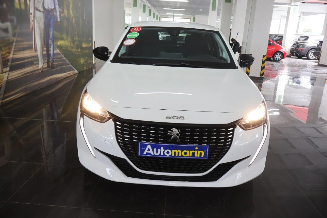 View 3 - Peugeot 208 - 2022