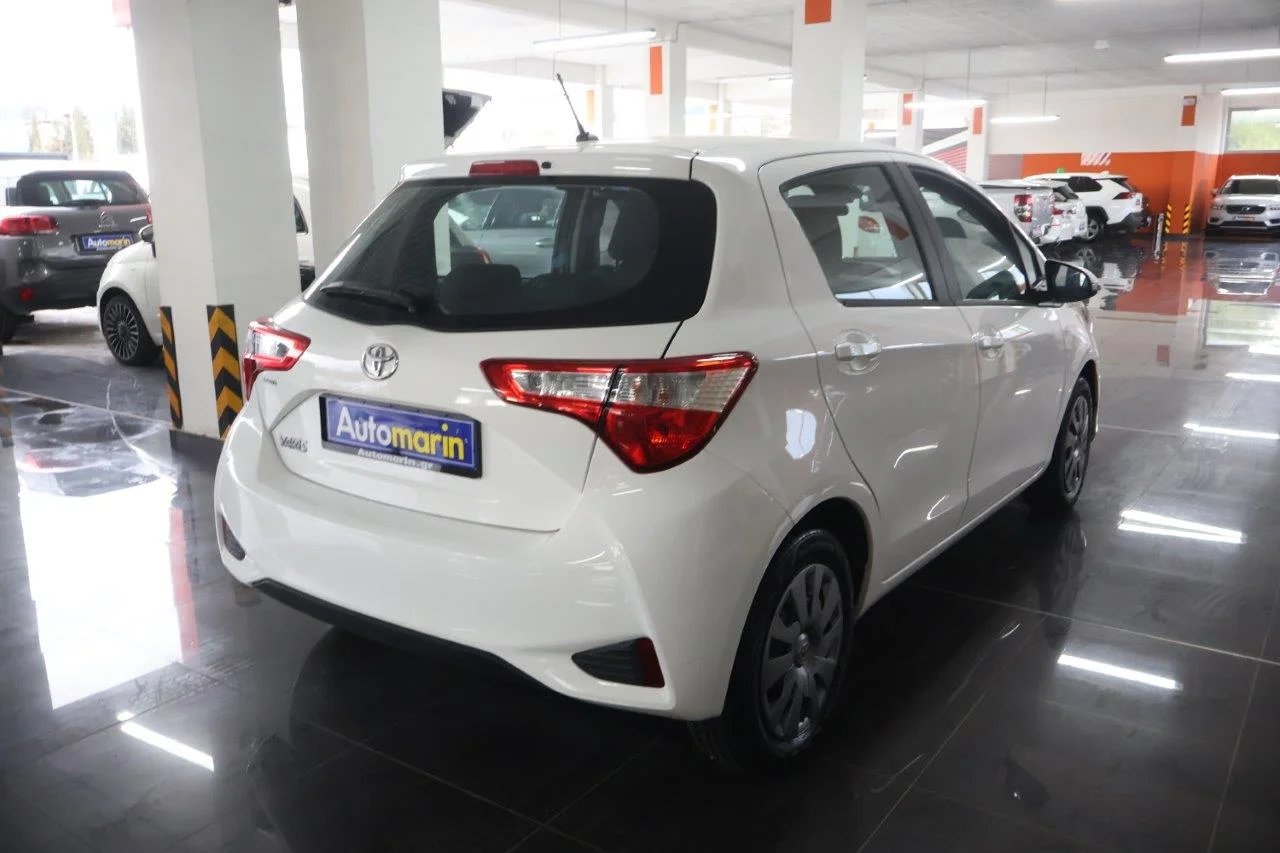 View 5 - Toyota Yaris - 2020