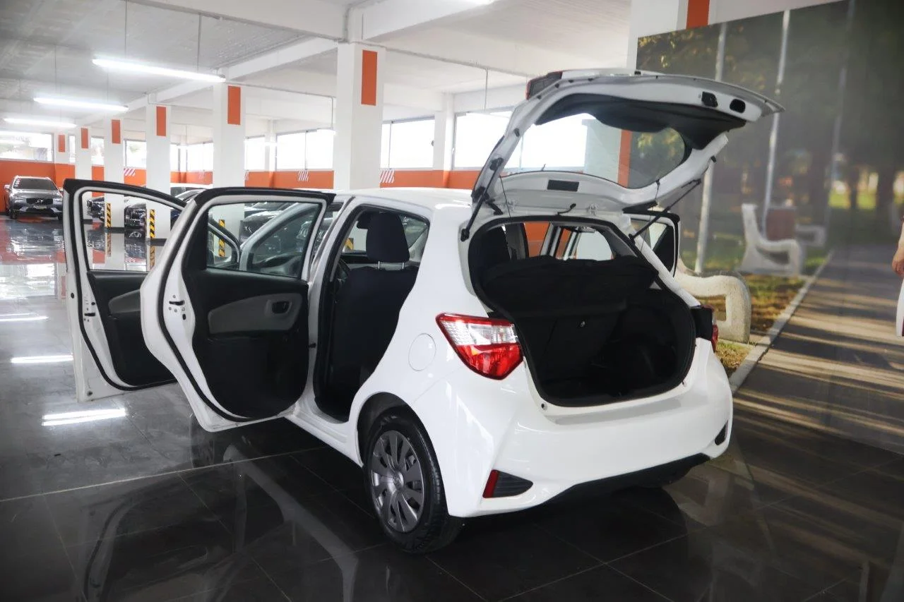 Toyota Yaris - View model 9