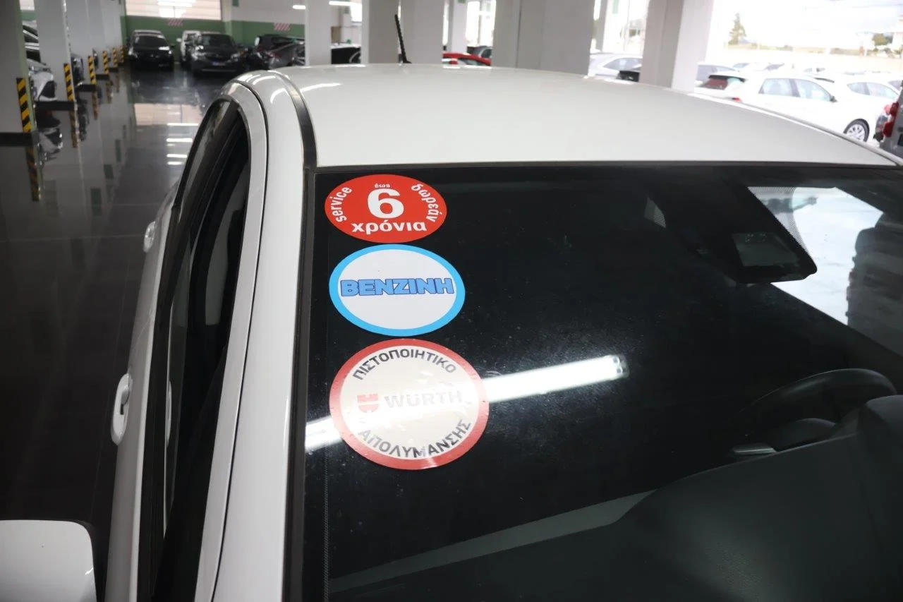 Toyota Yaris - View model 18