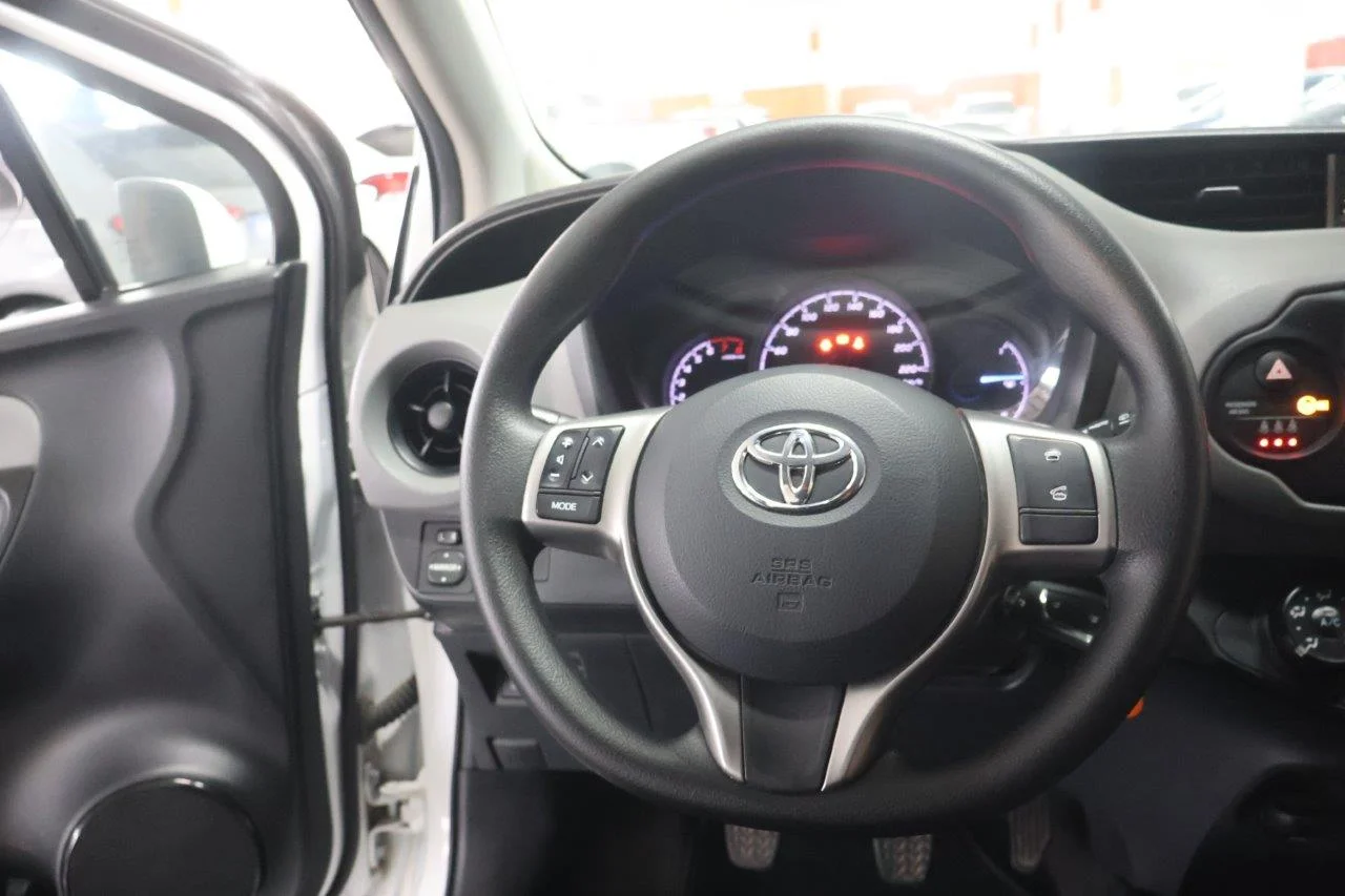 Toyota Yaris - View model 20