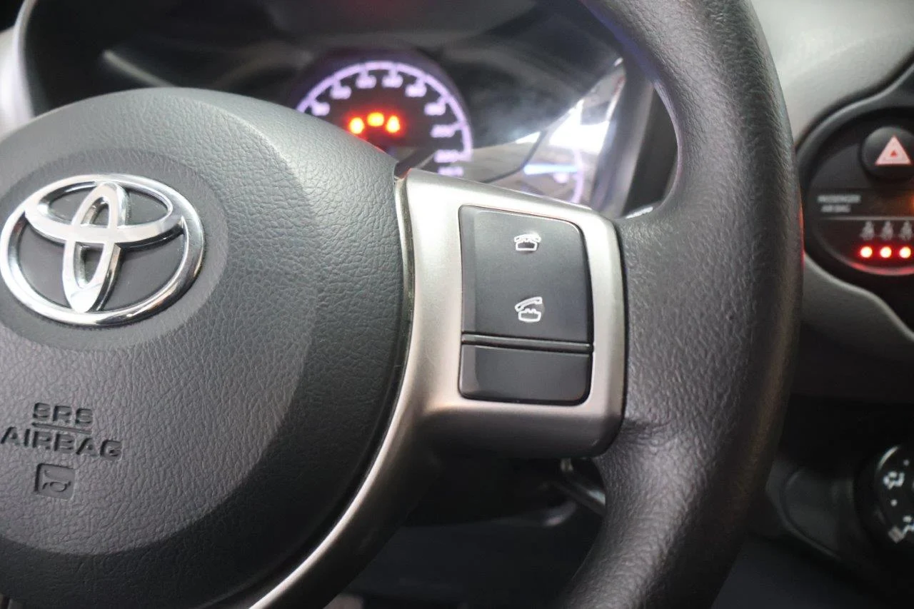 Toyota Yaris - View model 22