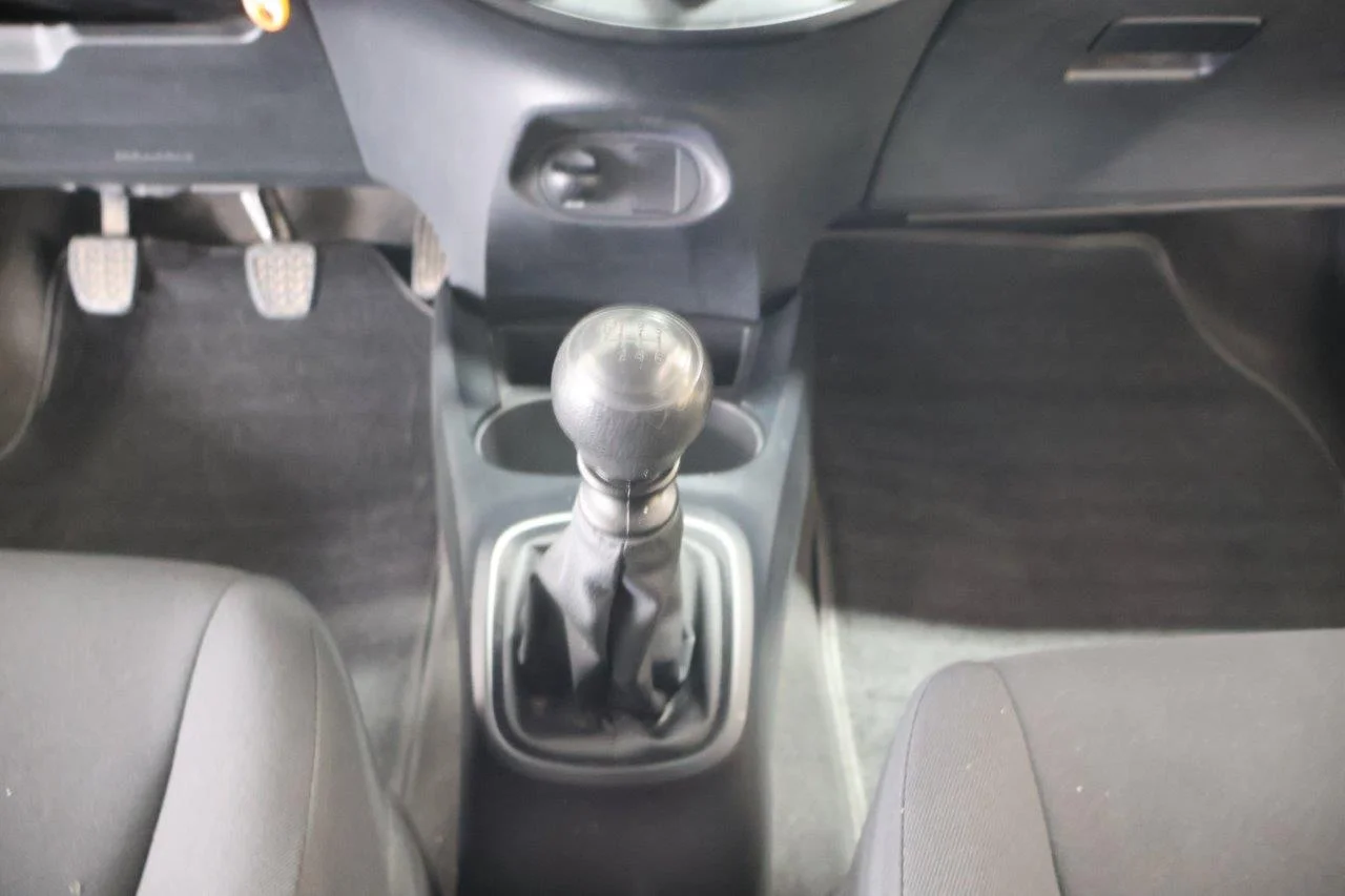 Toyota Yaris - View model 23