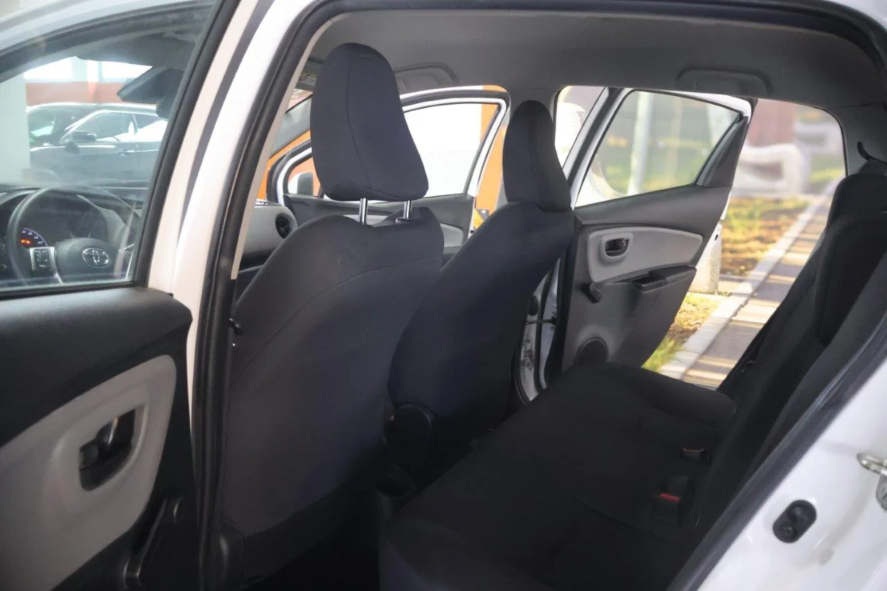 Toyota Yaris - View model 32