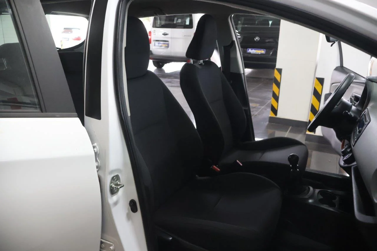 Toyota Yaris - View model 37