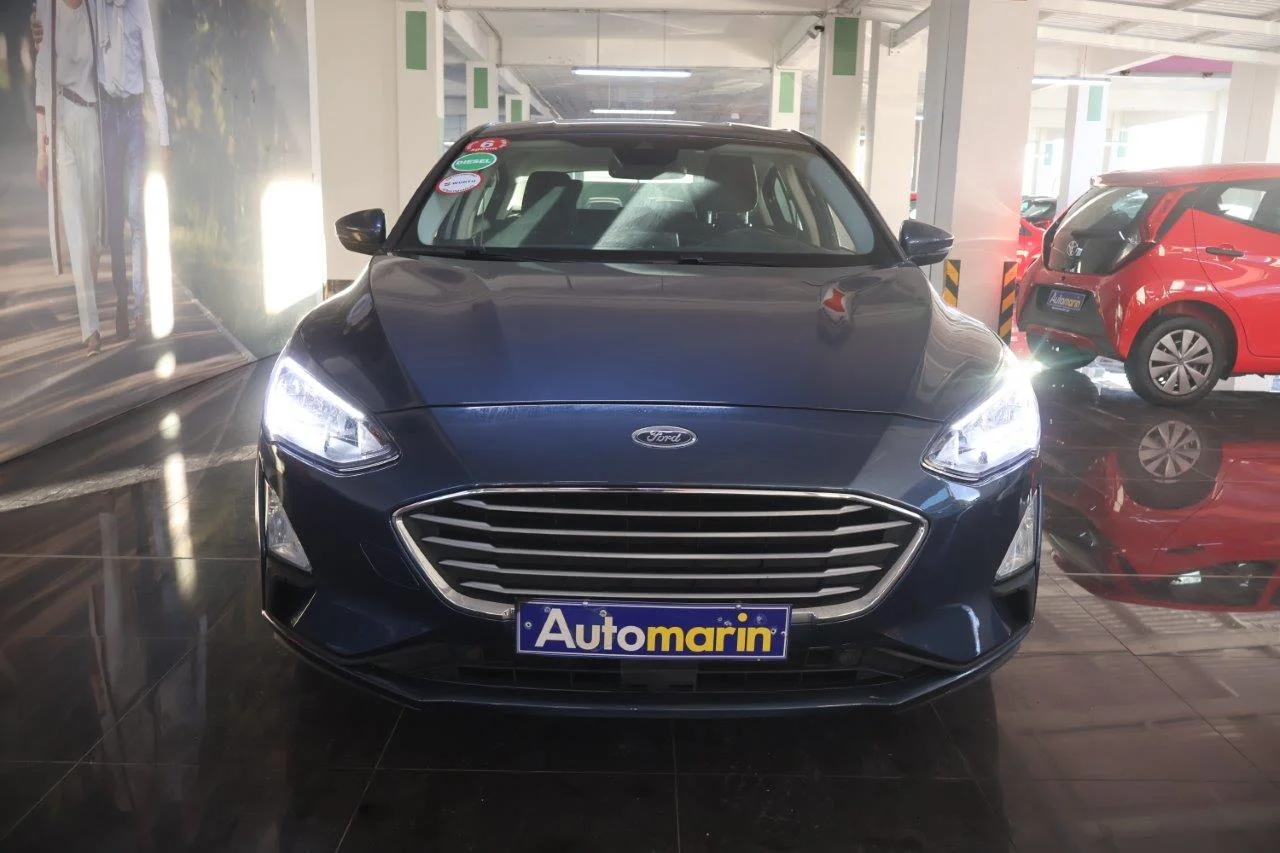 View 3 - Ford Focus - 2021
