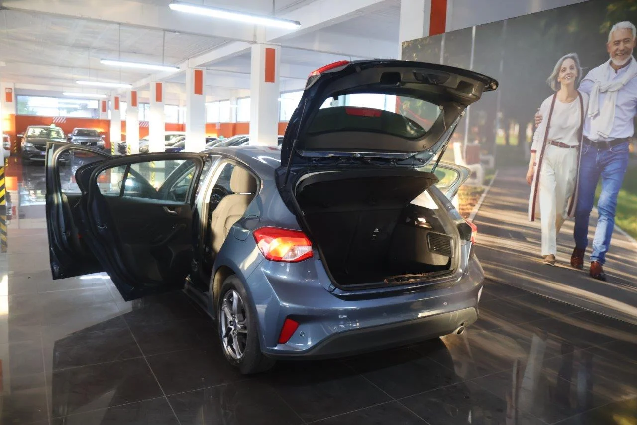 Ford Focus - View model 9