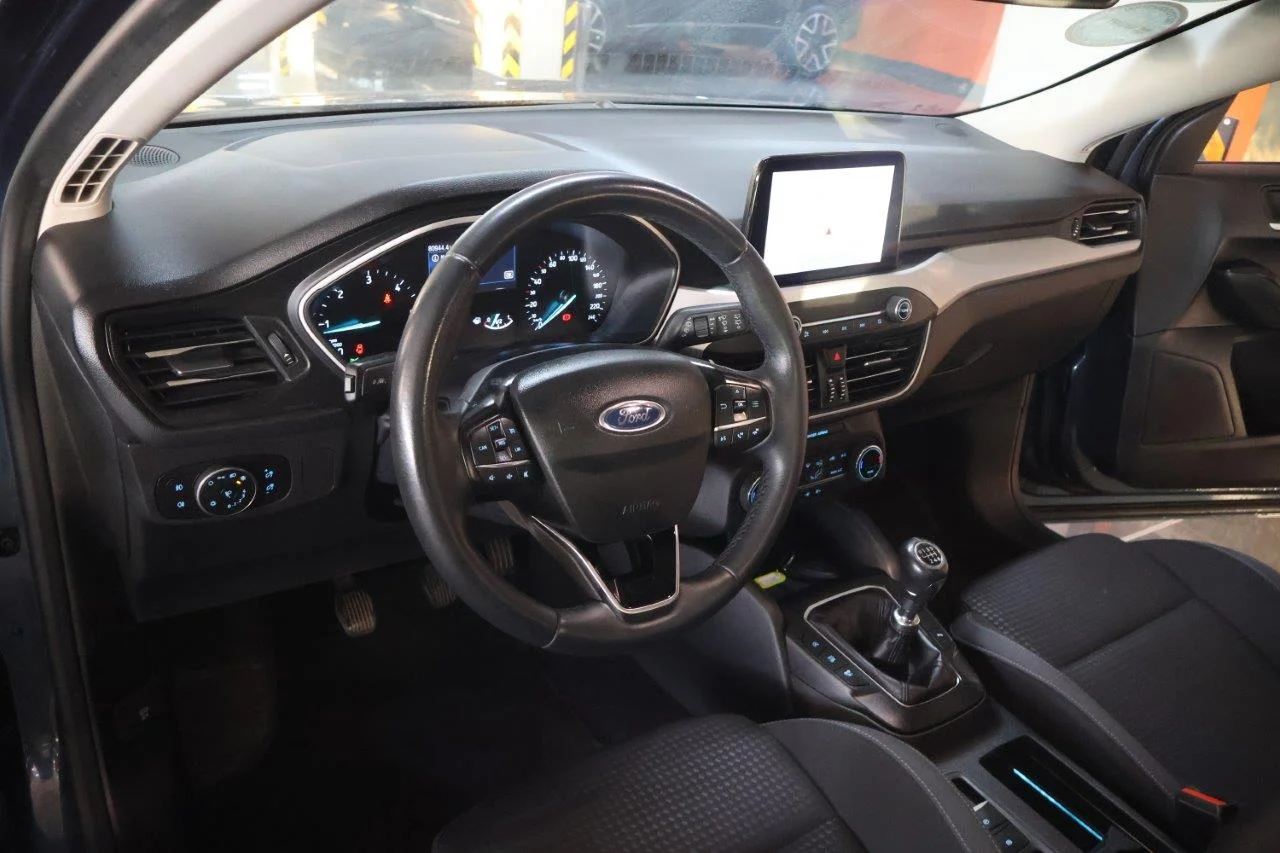 Ford Focus - View model 21