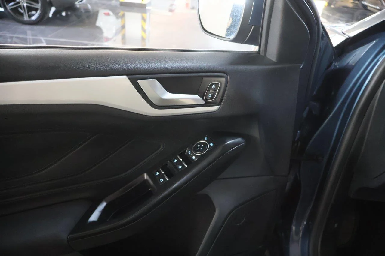 Ford Focus - View model 35