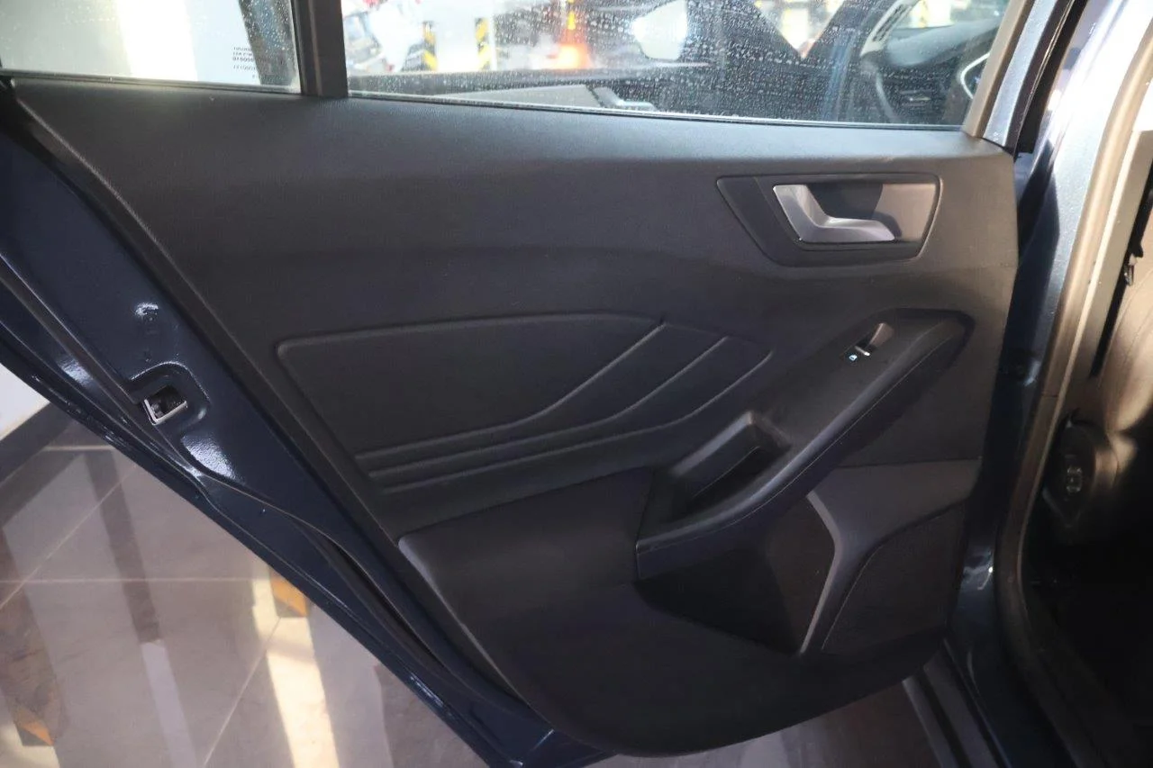 Ford Focus - View model 38