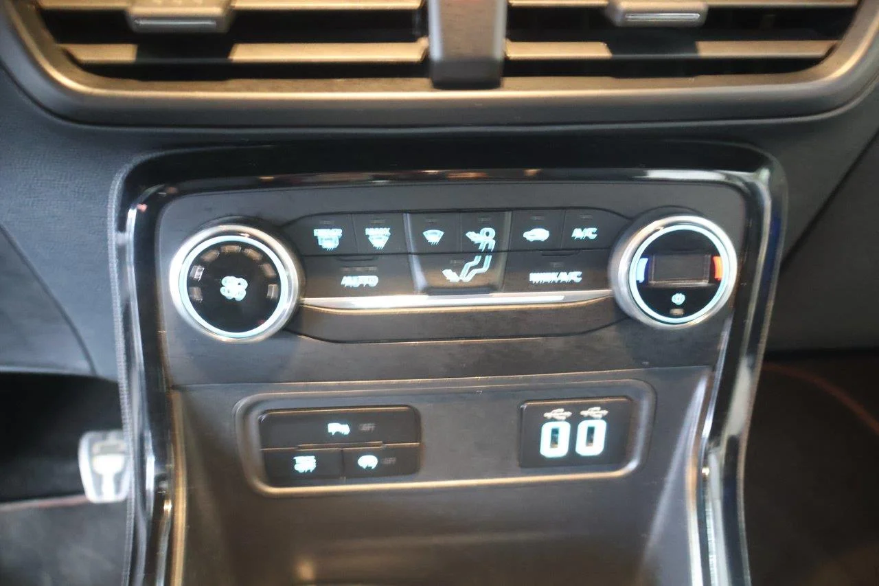 Ford EcoSport - View model 22