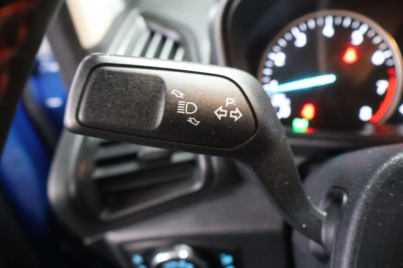 Ford EcoSport - View model 27
