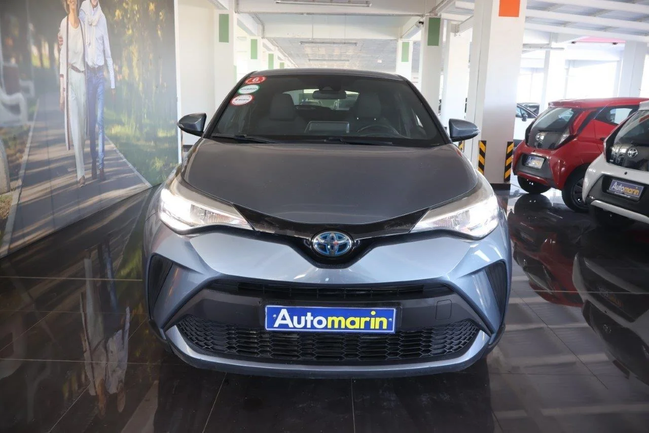 View 3 - Toyota C-HR - 2021