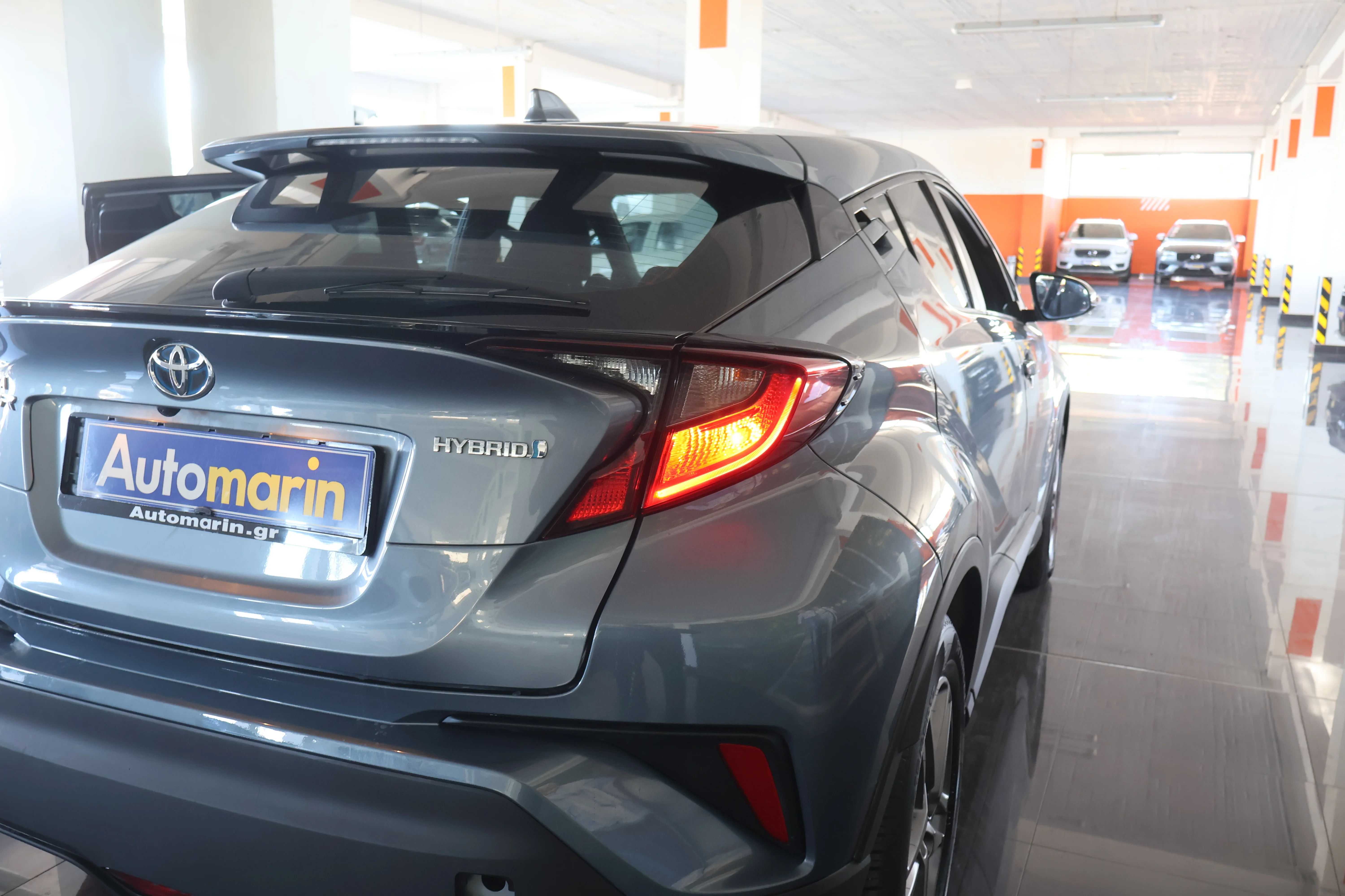 Toyota C-HR - View model 10
