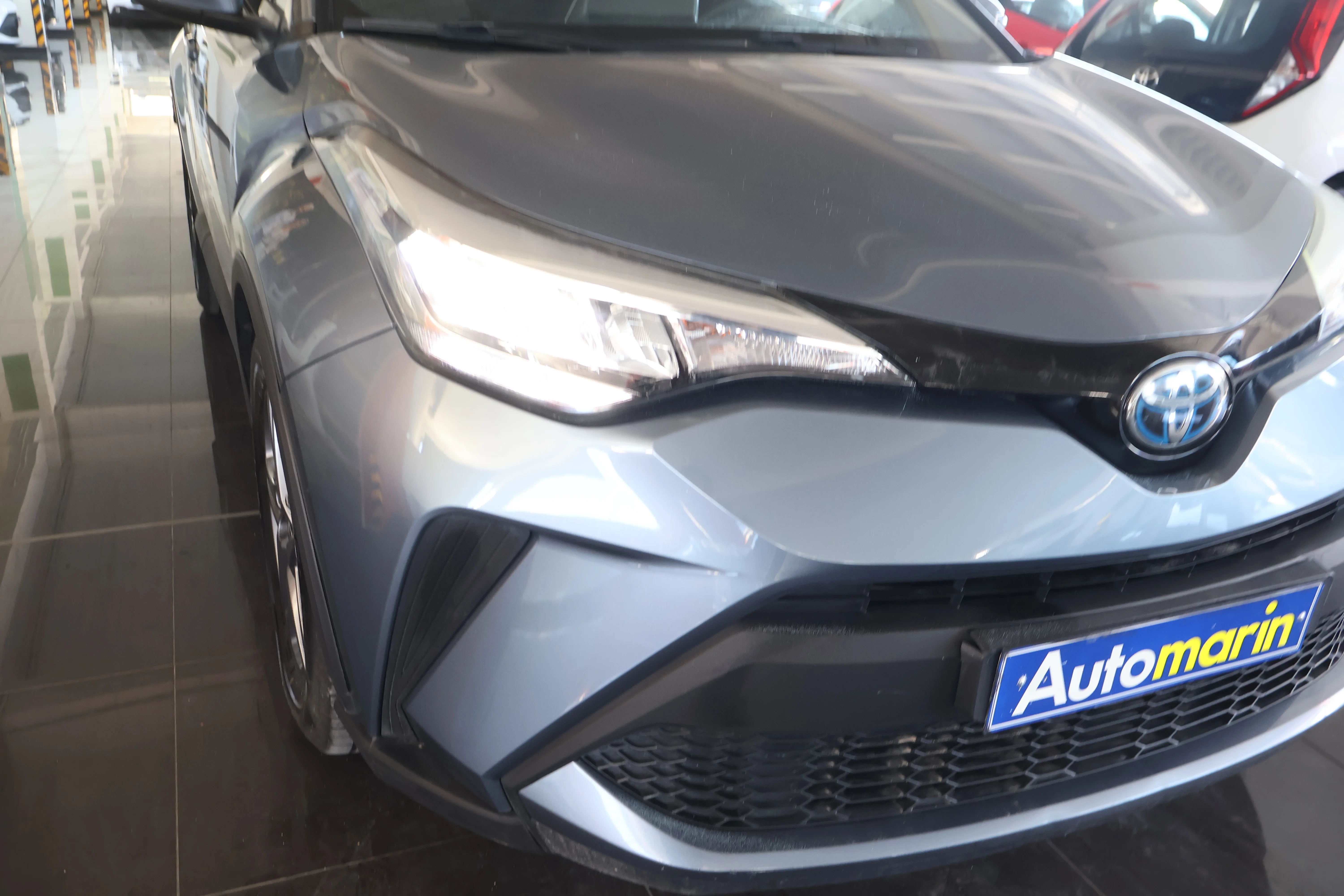Toyota C-HR - View model 16