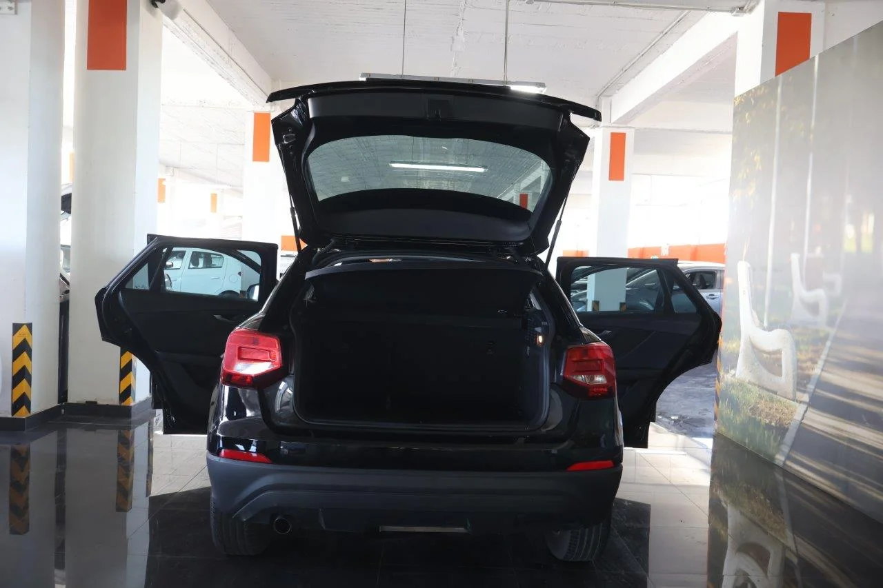 Audi Q2 - View model 8