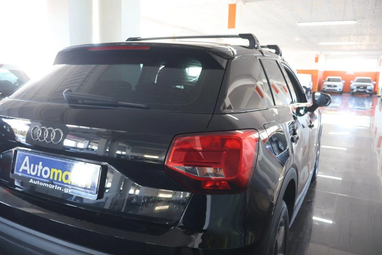 Audi Q2 - View model 10