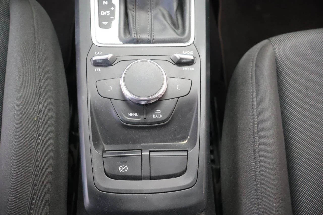 Audi Q2 - View model 23