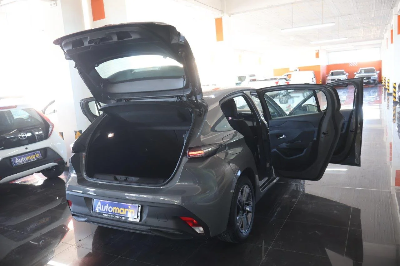 Peugeot 308 - View model 7