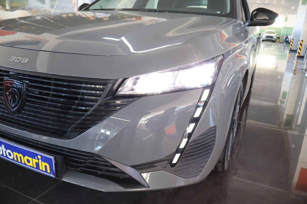 Peugeot 308 - View model 15
