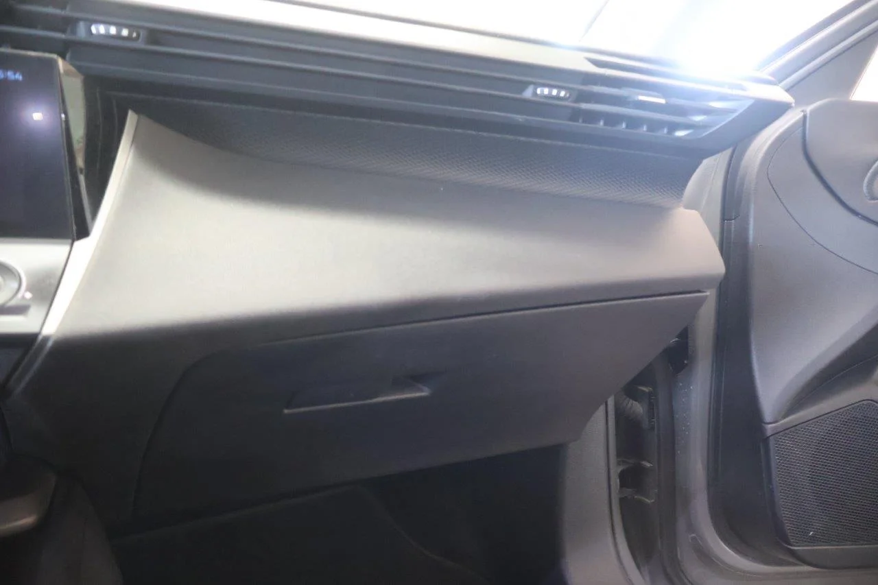 Peugeot 308 - View model 26