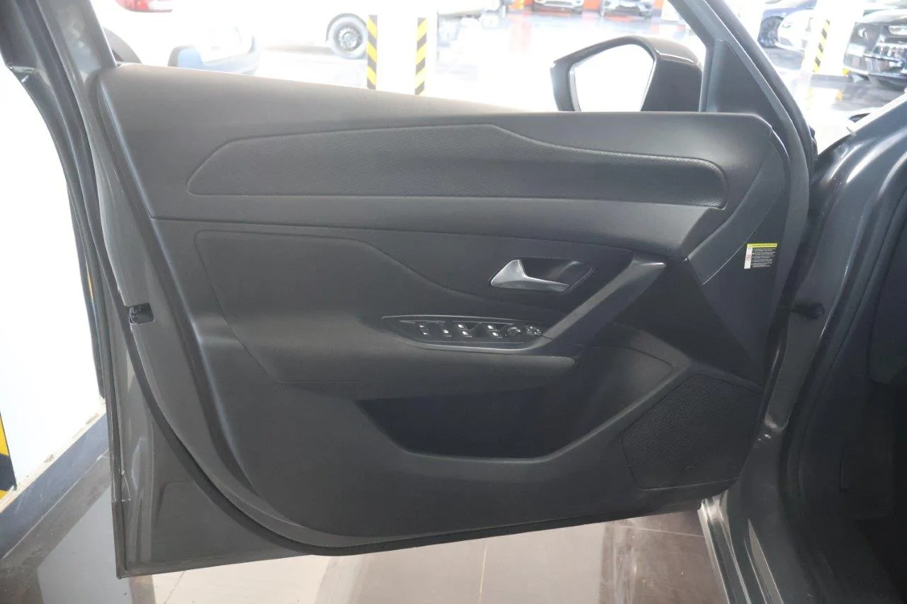 Peugeot 308 - View model 29
