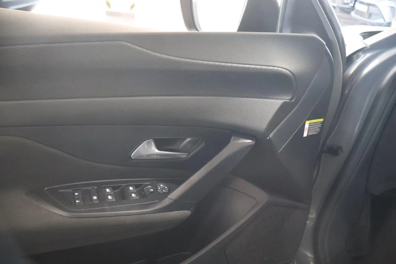 Peugeot 308 - View model 30