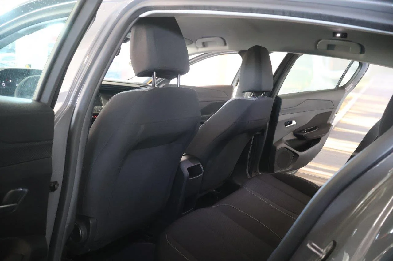 Peugeot 308 - View model 32