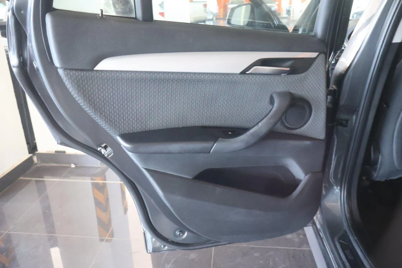 Bmw X1 - View model 37