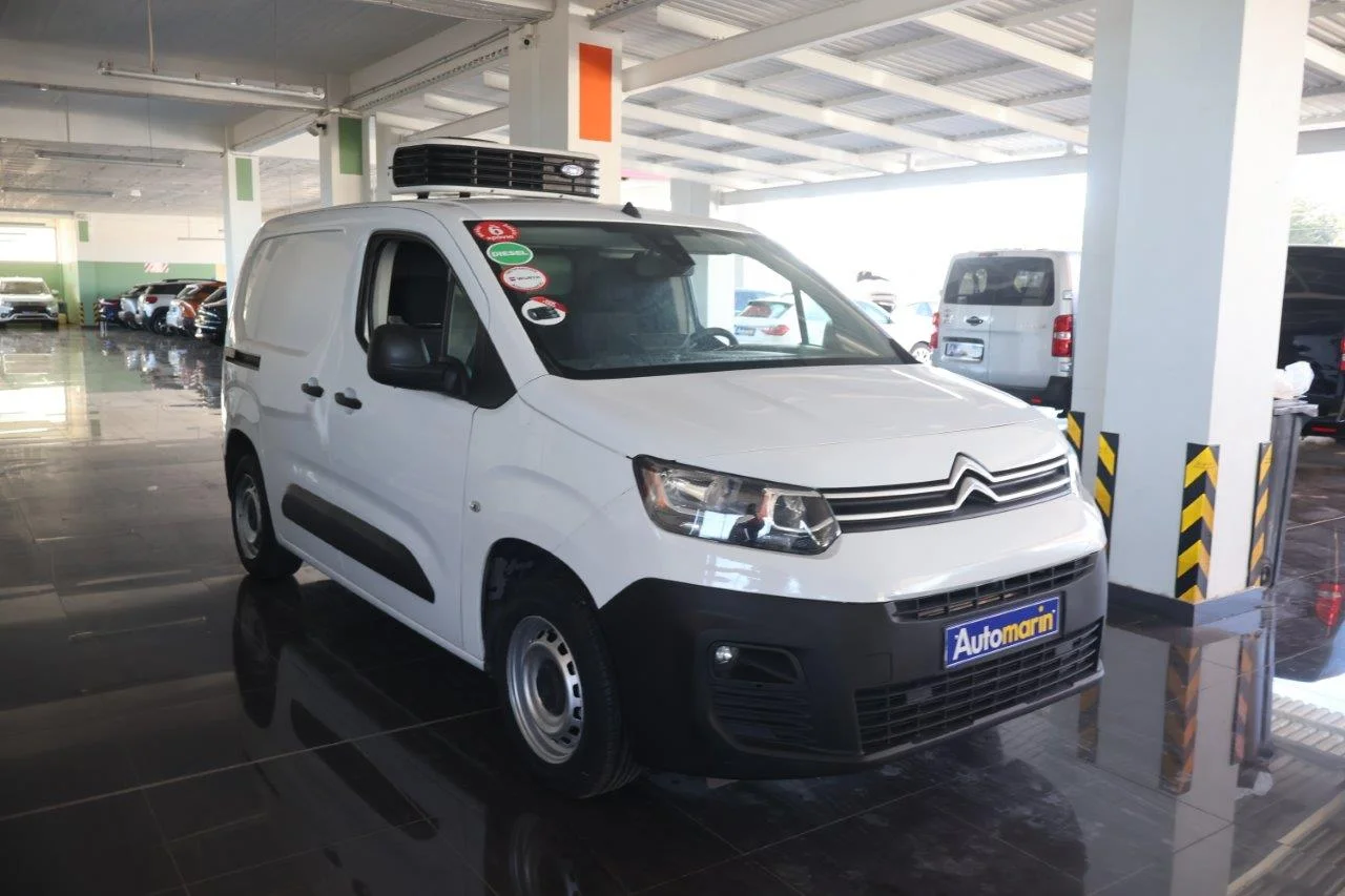 View 4 - Citroen Berlingo - 2021