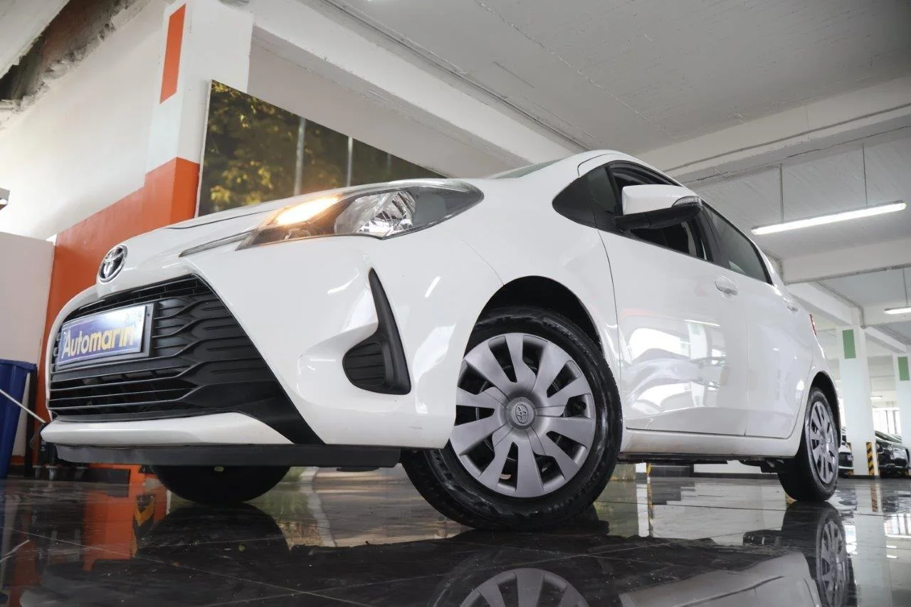 View 2 - Toyota Yaris - 2020