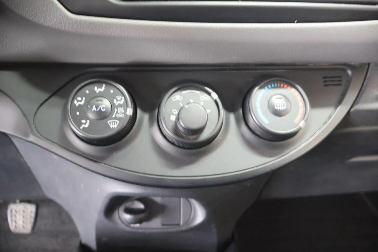 Toyota Yaris - View model 24
