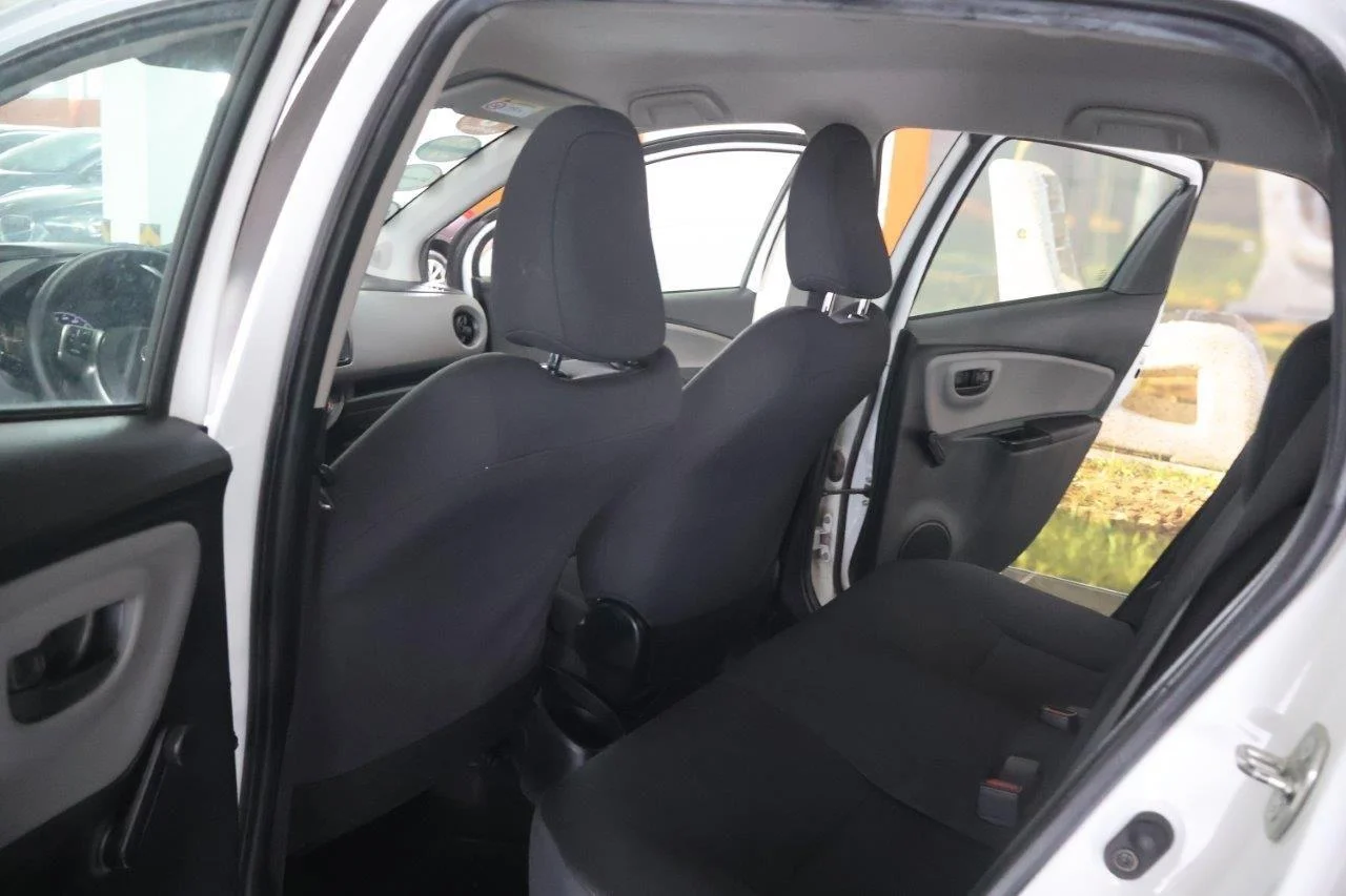 Toyota Yaris - View model 32
