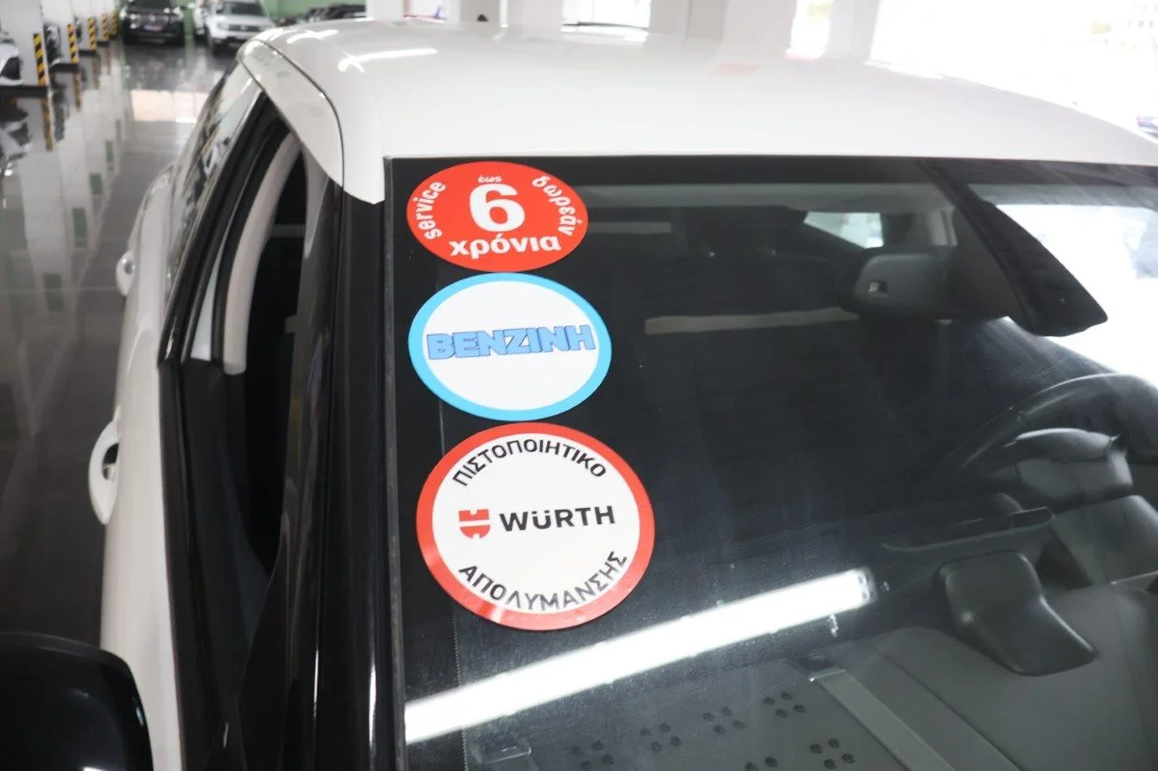 Citroen C4 Cactus - View model 17