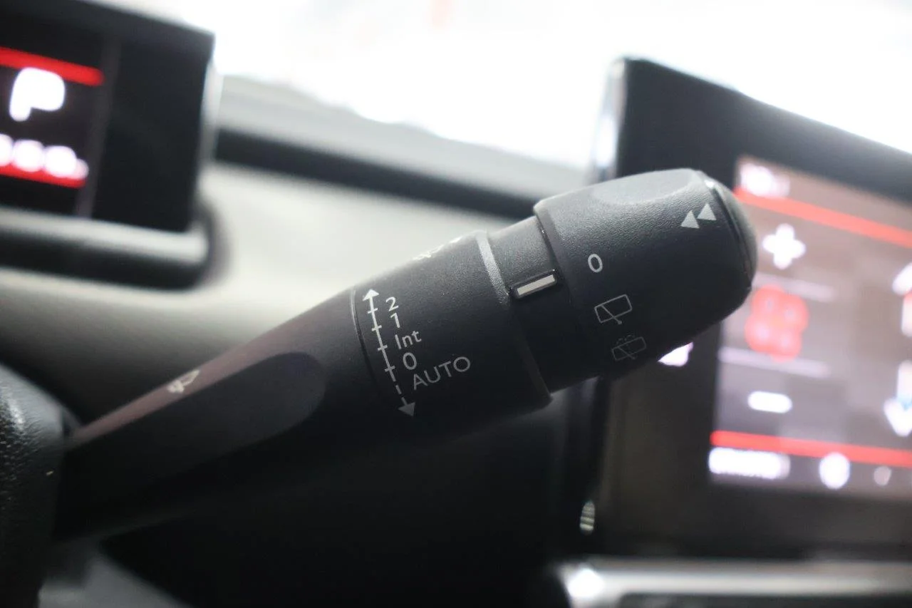 Citroen C4 Cactus - View model 32