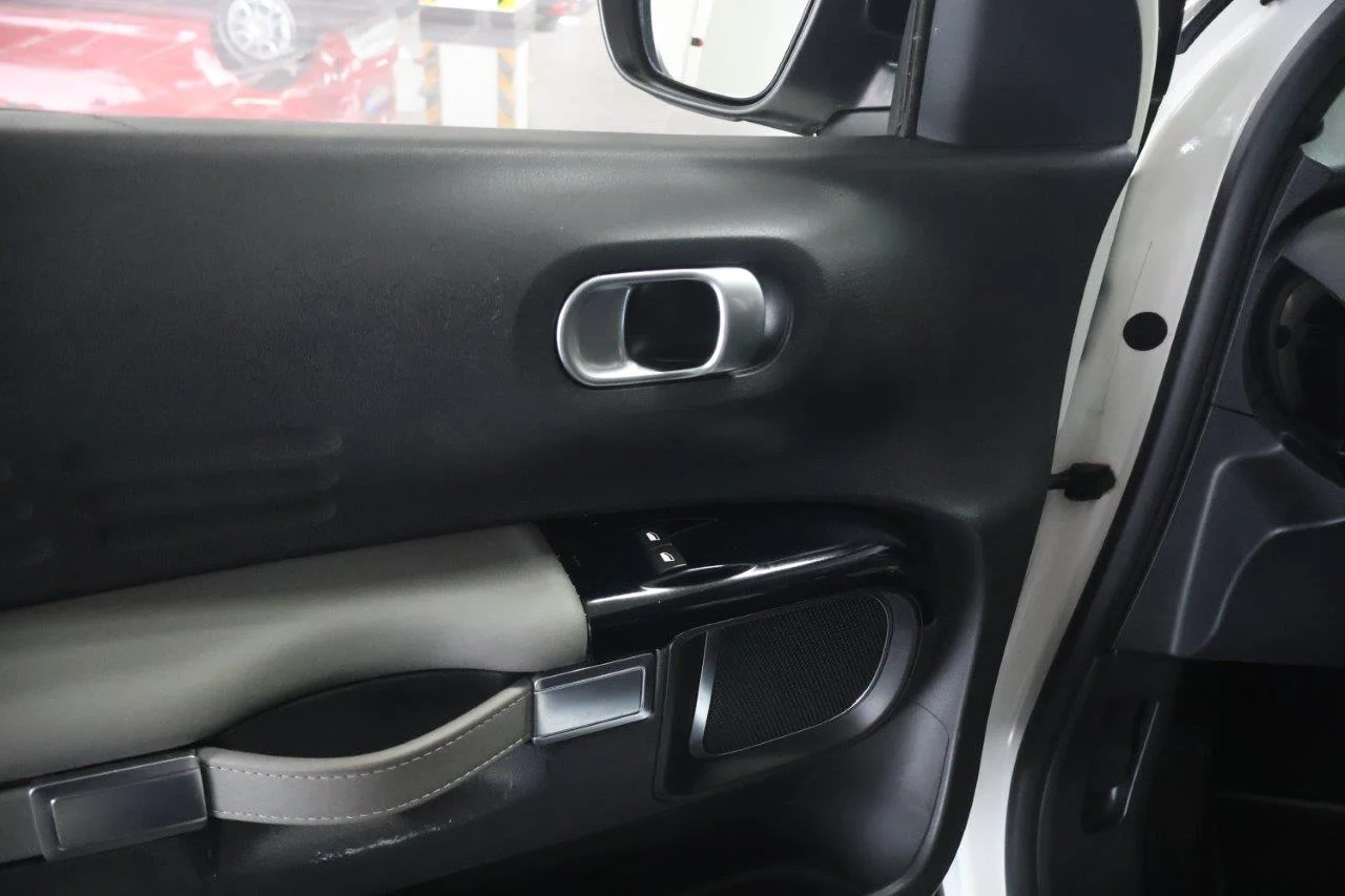 Citroen C4 Cactus - View model 34