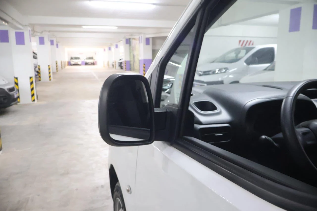 Citroen Berlingo - View model 16