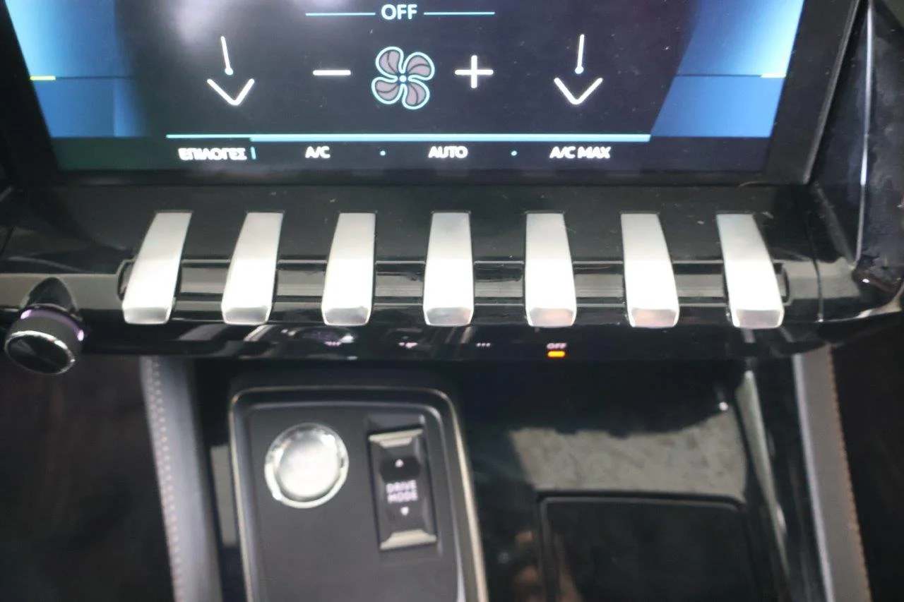 Peugeot 508 - View model 28