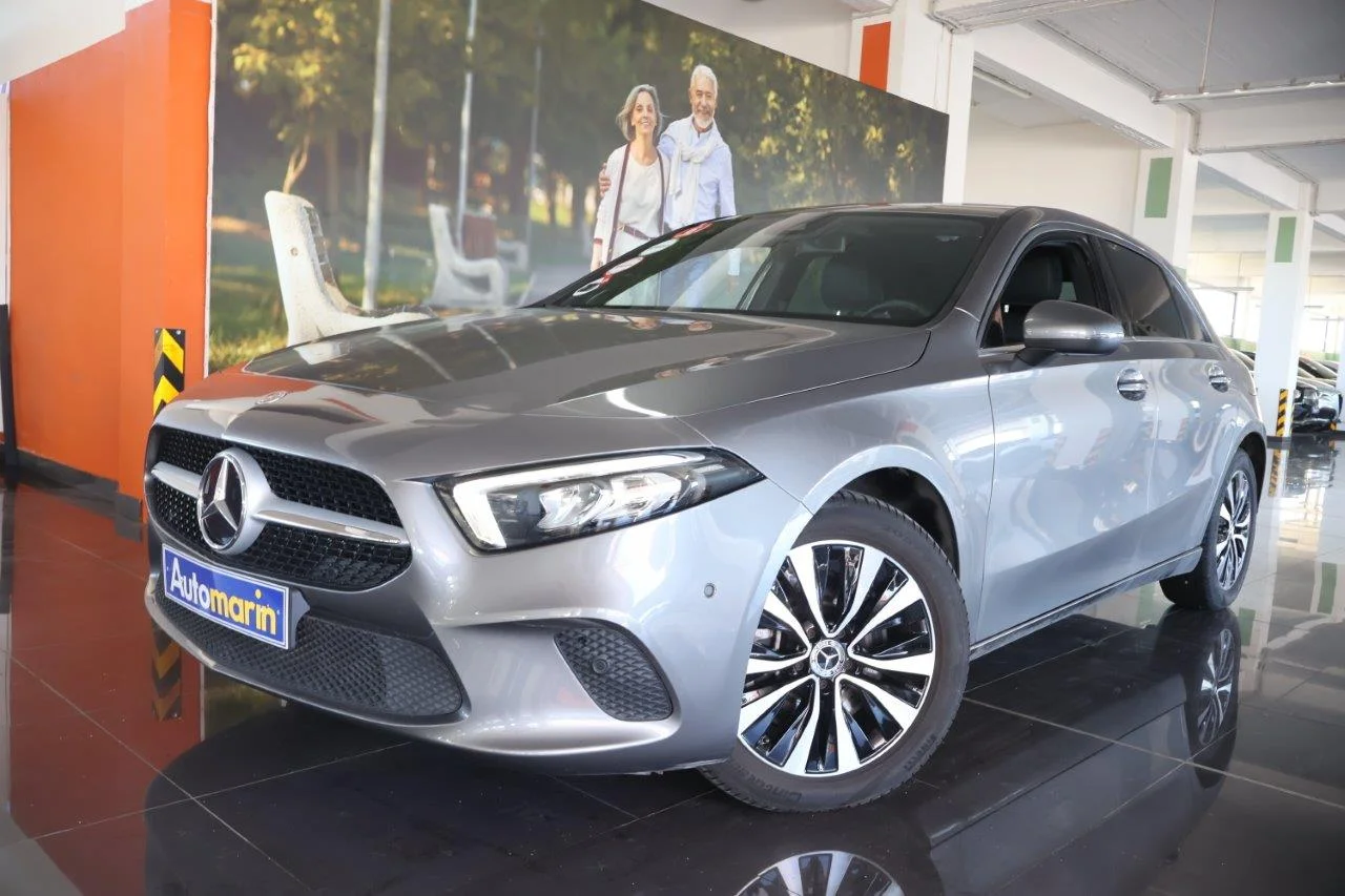 View 1 - Mercedes-Benz A 250 - 2021