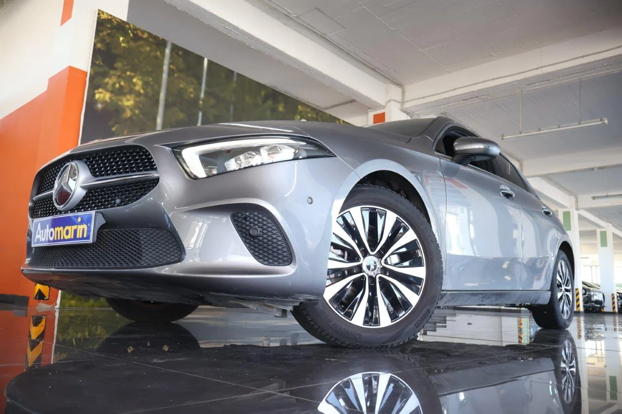View 2 - Mercedes-Benz A 250 - 2021