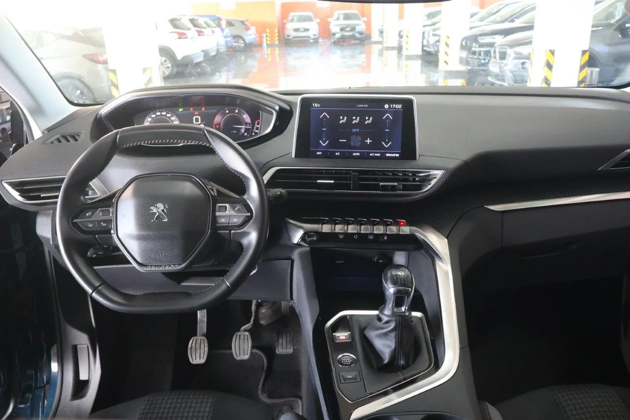 Peugeot 3008 - View model 18